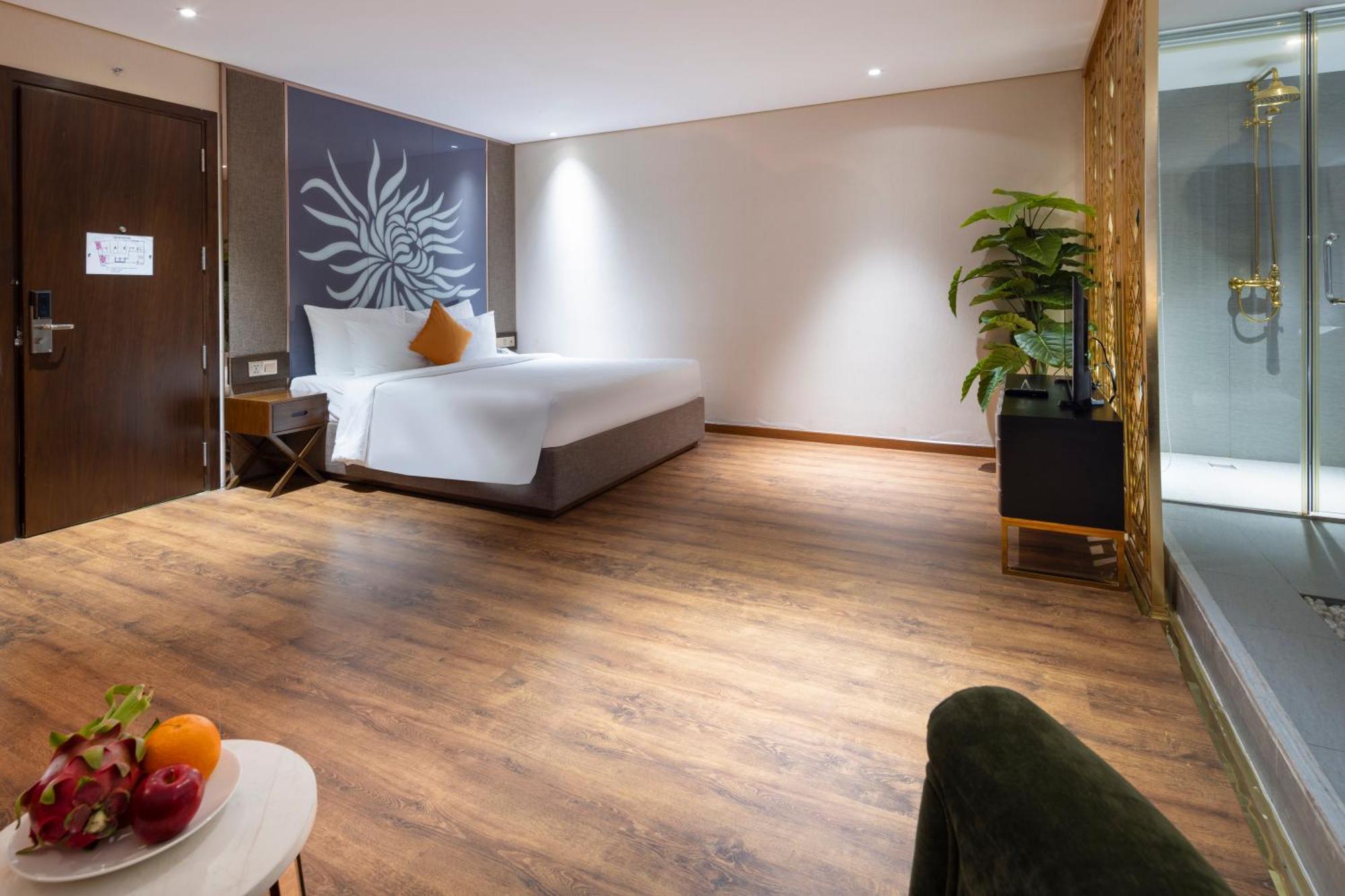 Winsuites Sài Gòn Khách sạn 4*