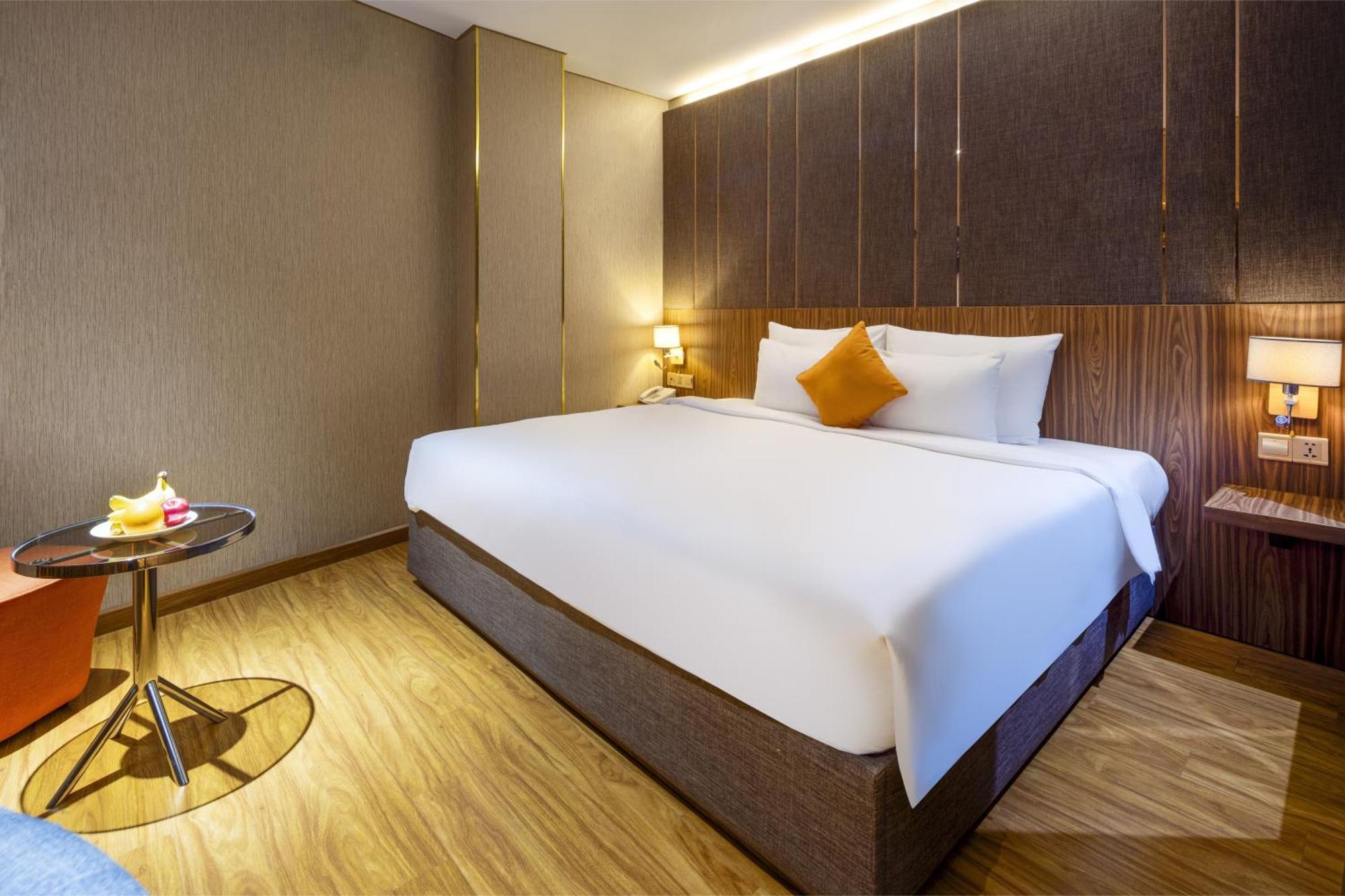 Winsuites Sài Gòn Khách sạn 4*