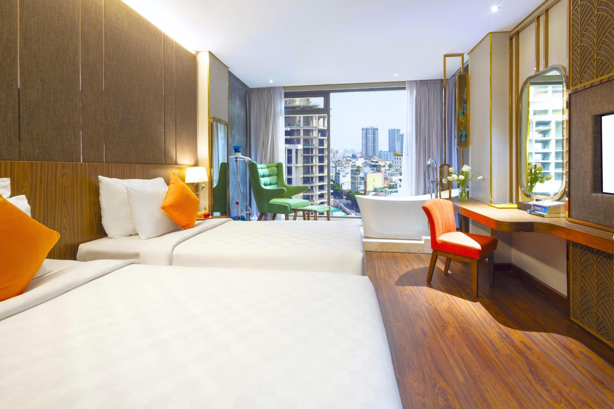 Winsuites Saigon Hotel